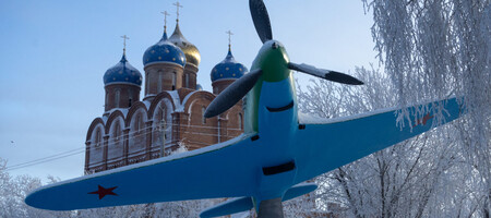 Памятник «Як-7Б» – «Нарьян-Марский судостроитель»